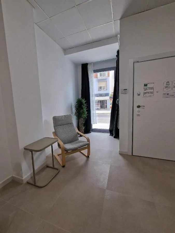 Moderno Apartamento 4 En Calle Marmoles Malaga Hiszpania